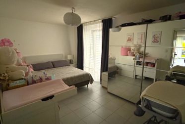 Charmant appartement traversant avec jardin